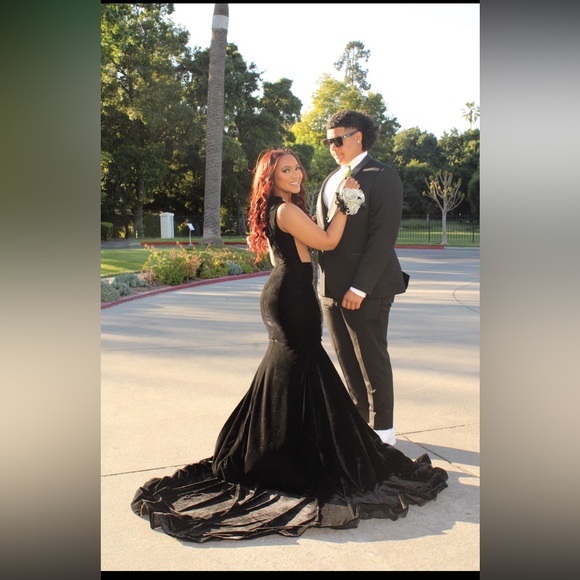 Melissa Prom Dress From Algist - Picture 6 of 10